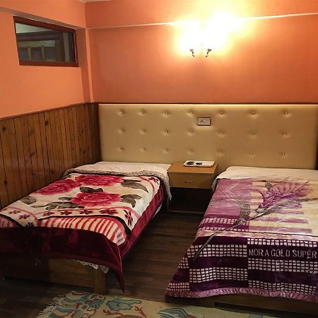 Hotel Sherpa דרג'ילינג מראה חיצוני תמונה